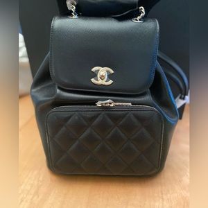 Chanel - Authenticated Business Affinity Handbag - Leather Black for Women, Never Worn